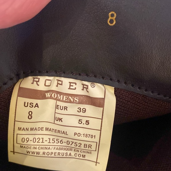 NWOT Roper Fringe Boots in Size 8 - Picture 4 of 7